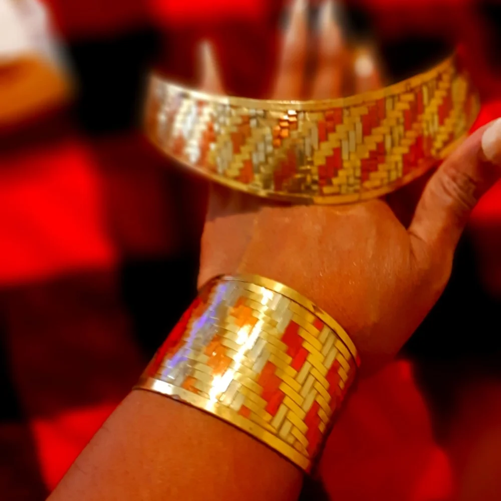 Chocker & Bracelet - Picture 1 of 9